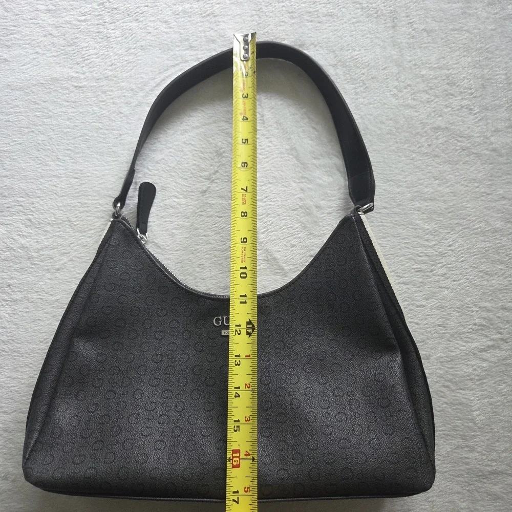 Guess Carris Hobo Shoulder Bag Purse NWOT